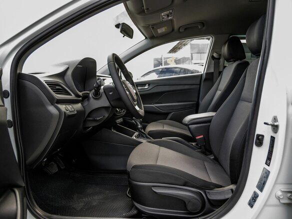 2018 Hyundai Solaris II, белый - вид 23
