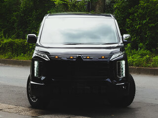 2023 Mitsubishi Delica D:5 I Рестайлинг, чёрный, 2620333 рублей, вид 1