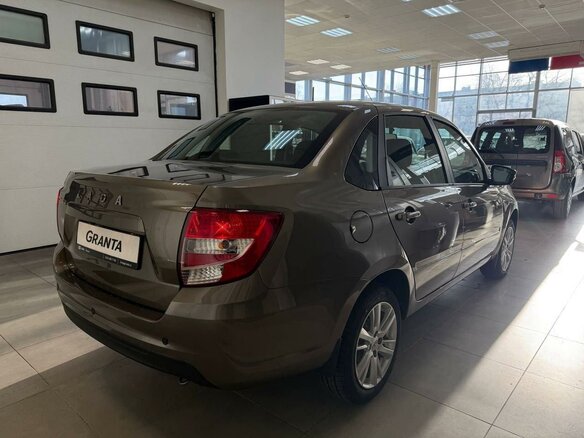 2026 Lada (ВАЗ) Granta I Рестайлинг, коричневый, 1208000 рублей - вид 4
