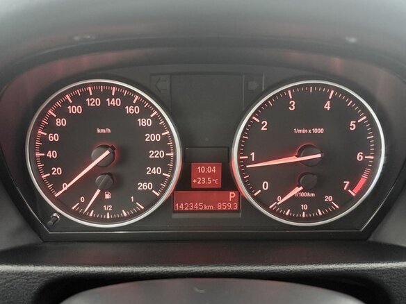 2014 BMW X1 20i I (E84) Рестайлинг, белый - вид 10