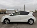 2017 Toyota Aqua I Рестайлинг 2, белый - вид 1