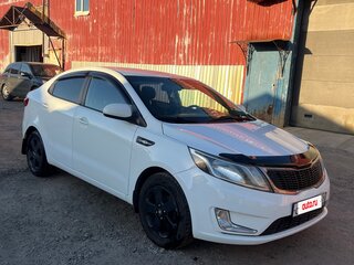 2012 Kia Rio 5-speed III, белый, 625000 рублей, вид 1