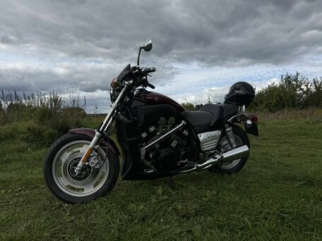 1993 Yamaha V-Max 1200, красный, 600000 рублей, вид 4