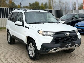 2021 Lada (ВАЗ) Niva Travel I, белый, 856000 рублей, вид 1