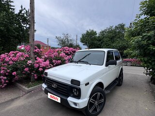 2015 Lada (ВАЗ) 2121 (4x4) Urban I Рестайлинг, белый, 600000 рублей, вид 1