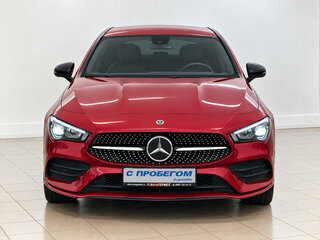 2020 Mercedes-Benz CLA 200 II (C118, X118), красный, 3470000 рублей, вид 2