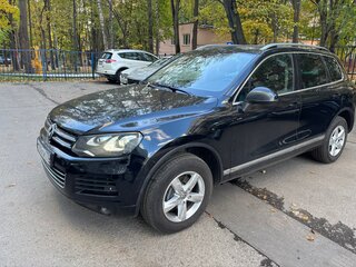 2013 Volkswagen Touareg II, чёрный, 1850000 рублей, вид 1