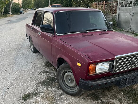 2003 Lada (ВАЗ) 2107, красный - вид 1