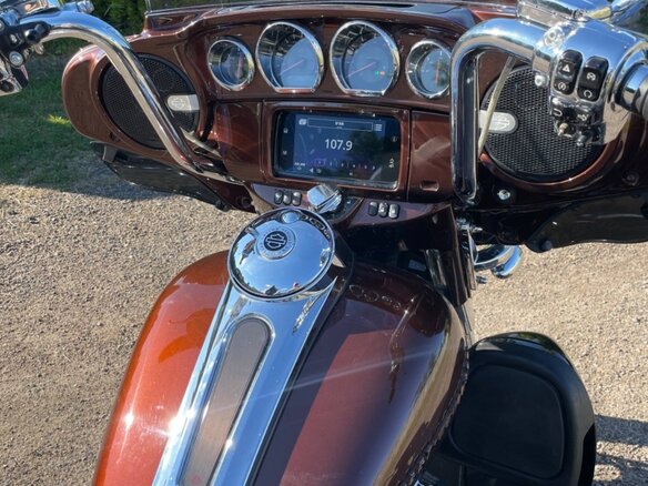 2019 Harley-Davidson CVO Street Glide, коричневый, 1947000 рублей - вид 5
