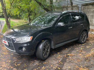 2010 Mitsubishi Outlander II Рестайлинг, чёрный, 1050000 рублей, вид 1