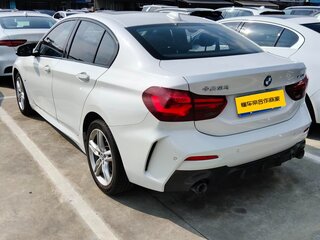 2023 BMW 1 серии 120i III (F52) Рестайлинг, белый, 1778500 рублей, вид 4