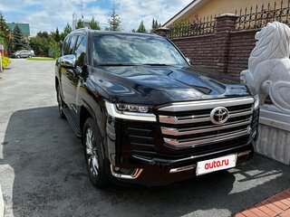 2023 Toyota Land Cruiser 300 Series, чёрный, 13000000 рублей, вид 2