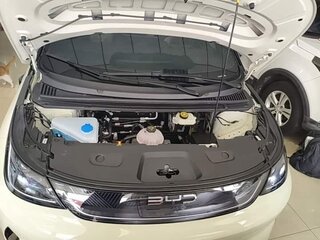 2025 BYD Dolphin 45.12 kWh I Рестайлинг, белый, 1690000 рублей, вид 5