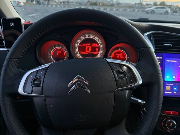 2012 Citroen C4 II, чёрный, 610000 рублей - вид 17