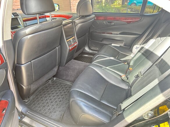 2011 Lexus LS Long 600h L IV Рестайлинг, чёрный, 2800000 рублей - вид 11
