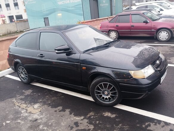 2008 Lada (ВАЗ) 2112, чёрный, 200000 рублей - вид 1