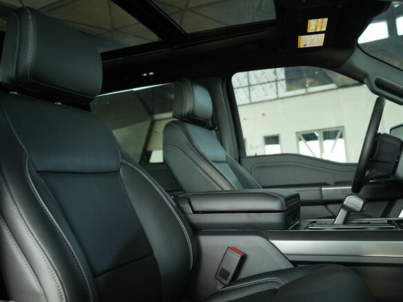 2025 Ford F-150 SuperCrew Lobo XIV Рестайлинг, чёрный, 10800000 рублей - вид 22
