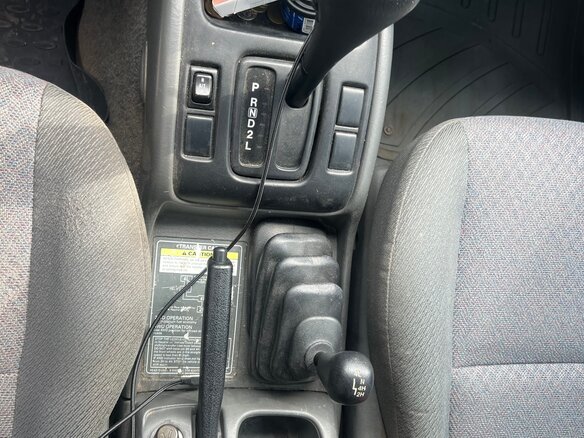 2000 Chevrolet Tracker II, серебристый, 350000 рублей - вид 13