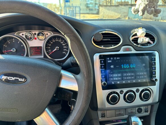2011 Ford Focus II Рестайлинг, чёрный, 659999 рублей - вид 8