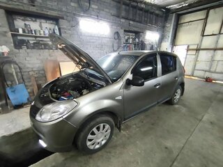 2011 Renault Sandero I, серый, 500000 рублей, вид 5
