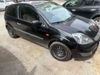 2008 Ford Fiesta Mk5, чёрный, 320000 рублей, вид 2