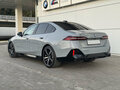 2025 BMW 5 серии 530i xDrive VIII (G60/G61/G68), серый - вид 6