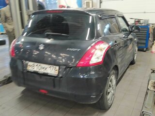2011 Suzuki Swift IV, чёрный, 605000 рублей, вид 3
