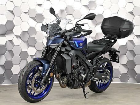 2024 Yamaha MT-09 (FZ-09), синий, 1299000 рублей, вид 2
