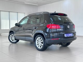 2012 Volkswagen Tiguan I Рестайлинг, чёрный, 1444000 рублей, вид 3