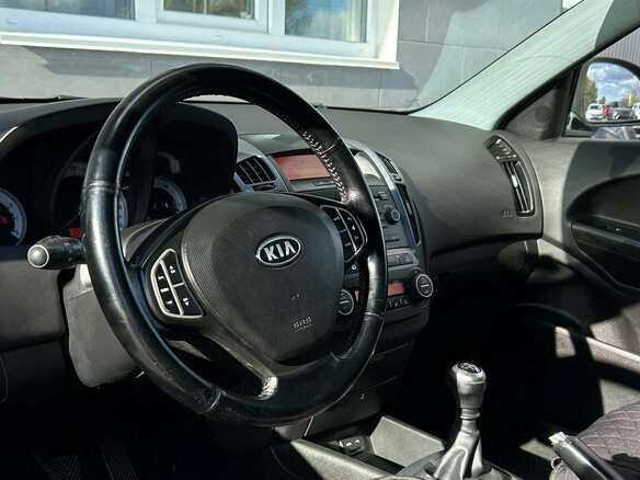 2008 Kia Ceed I, чёрный - вид 9