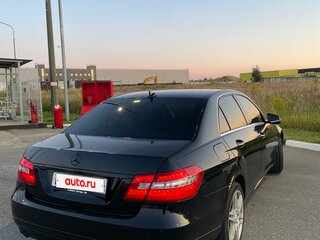 2012 Mercedes-Benz E-Класс 200 7G-Tronic IV (W212, S212, C207), чёрный, 1350000 рублей, вид 4