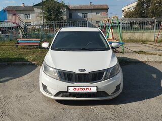 2014 Kia Rio III, белый, 790000 рублей, вид 2