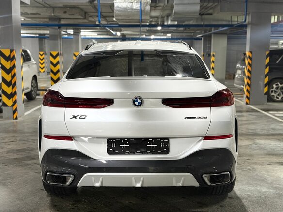 2024 BMW X6 30d III (G06) Рестайлинг, белый, 11700000 рублей - вид 5