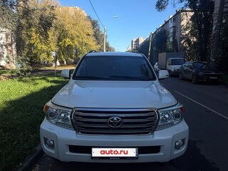2014 Toyota Land Cruiser 200 Series Рестайлинг 1, белый, 4200000 рублей, вид 4
