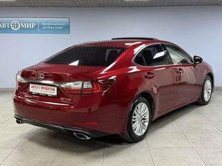 2016 Lexus ES 250 VI Рестайлинг, красный, 2170000 рублей, вид 5