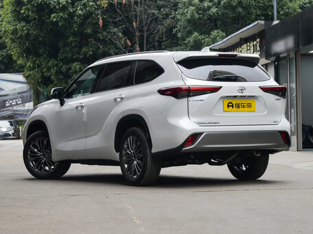 2026 Toyota Highlander IV (XU70), белый, 5100000 рублей, вид 5