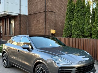 2021 Porsche Cayenne Coupé III, серый, 12500000 рублей, вид 3