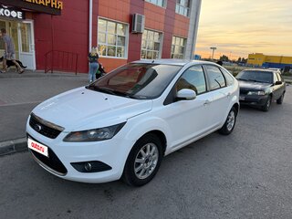 2010 Ford Focus II Рестайлинг, белый, 550000 рублей, вид 1