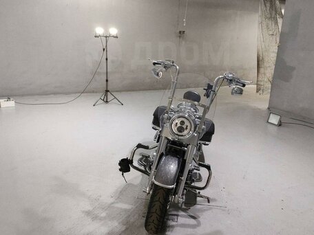 2008 Harley-Davidson Road King, серебристый, 950000 рублей, вид 3