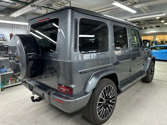 2026 Mercedes-Benz G-Класс 450 d III (W465) Рестайлинг, серый, 26900000 рублей - вид 3