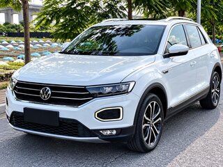 2022 Volkswagen T-Roc I Рестайлинг, белый, 1950002 рублей, вид 1
