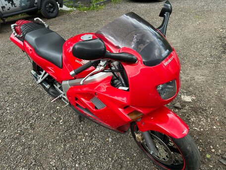 1994 Honda VFR 750, красный, 265785 рублей, вид 3