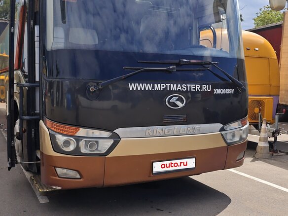 2014 King Long XMQ6129Y, золотистый, 4100000 рублей