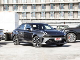 2026 Lynk & Co 03 I Рестайлинг 2, серый, 2807007 рублей, вид 3