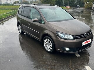 2012 Volkswagen Touran I Рестайлинг 2, коричневый, 1020000 рублей, вид 3