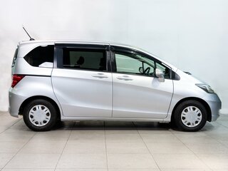 2009 Honda Freed I, серый, 970000 рублей, вид 5