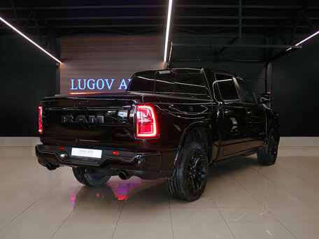 2024 Ram 1500 Crew Cab V Рестайлинг, чёрный, 8999000 рублей, вид 5