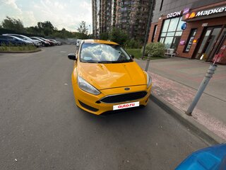 2015 Ford Focus III Рестайлинг, жёлтый, 350000 рублей, вид 1