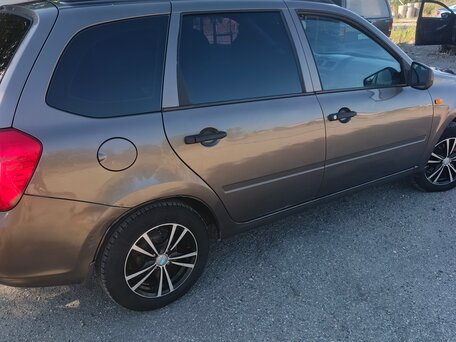2014 Lada (ВАЗ) Kalina II, коричневый, 340000 рублей, вид 2