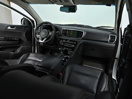 2018 Kia Sportage IV, белый, 1795000 рублей, вид 5
